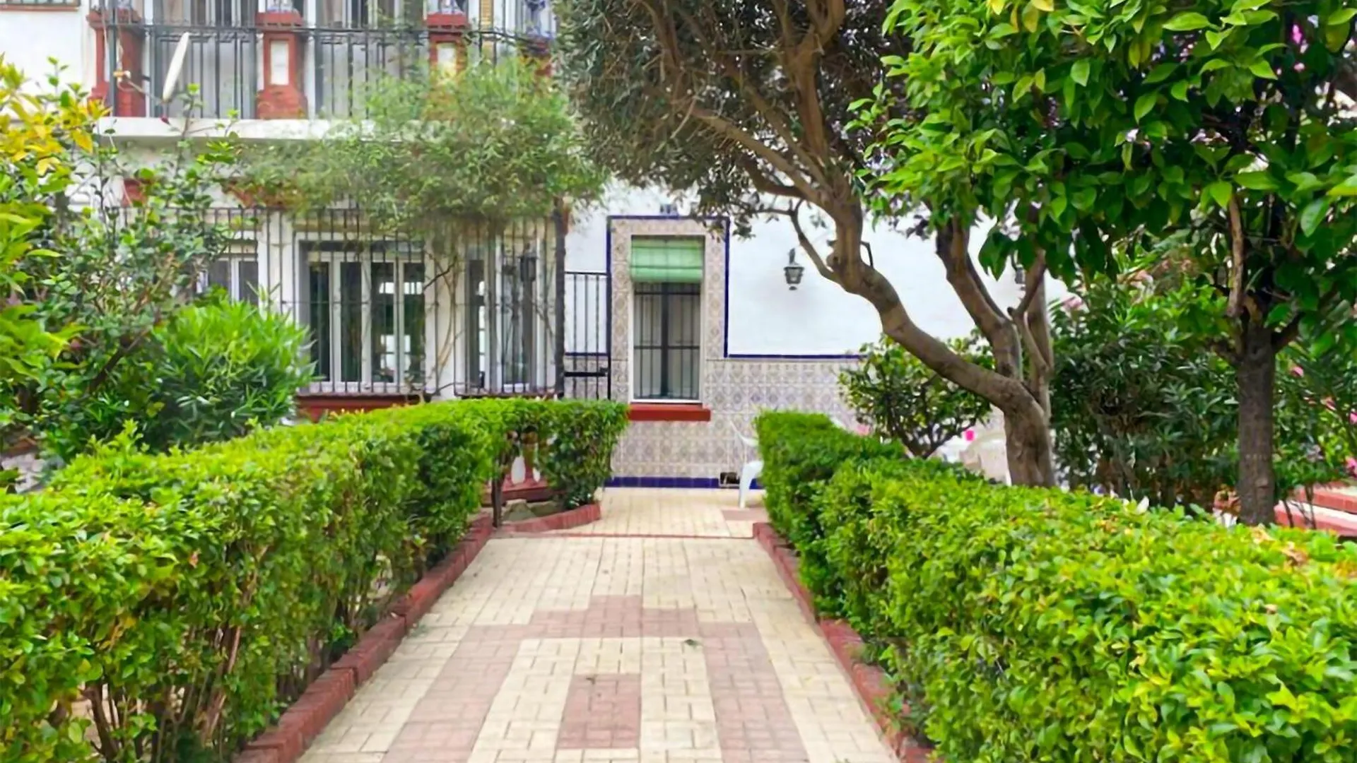 Gorgeous Home In Malaga 0*,