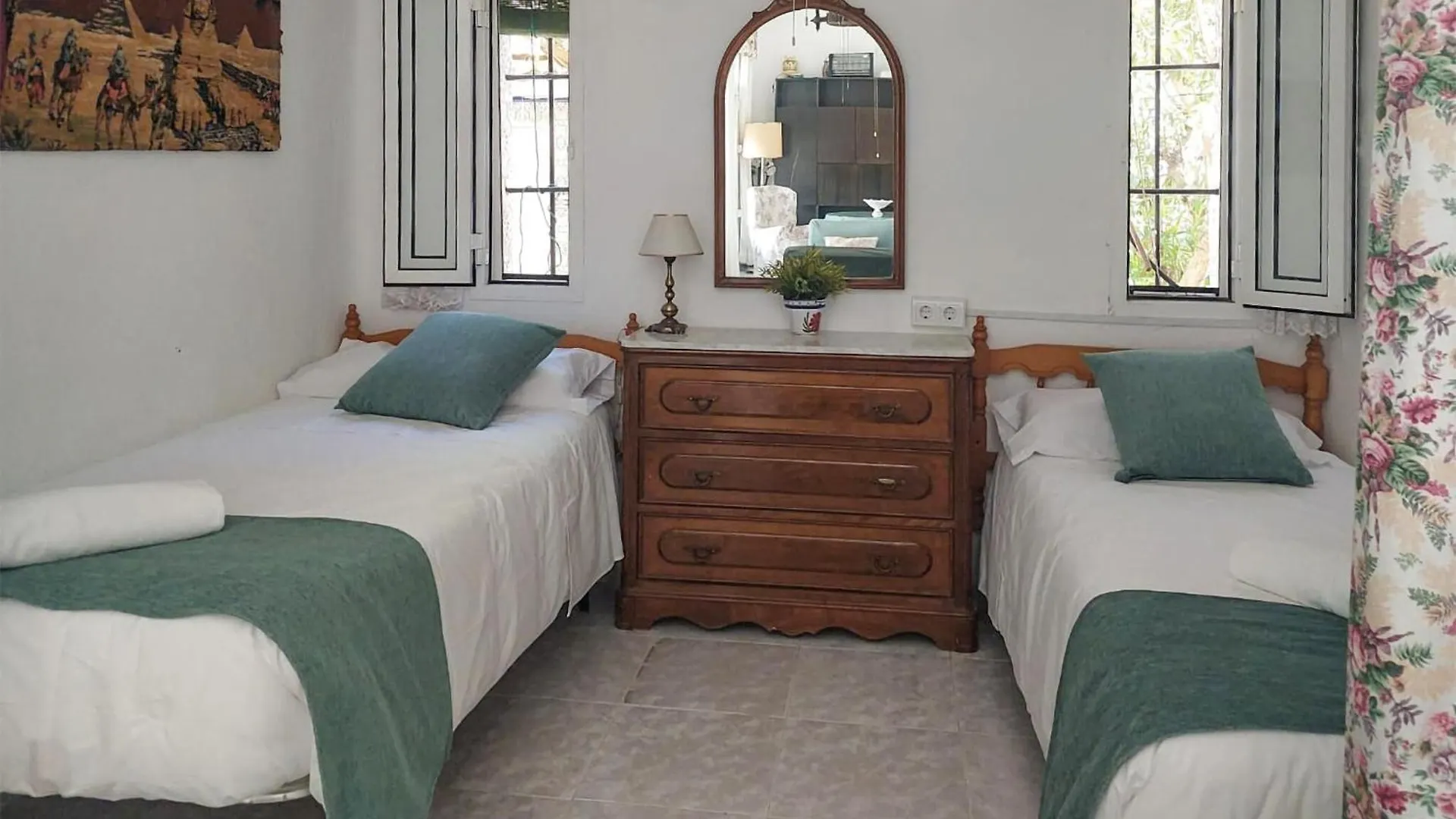 Gorgeous Home In Malaga 0*,